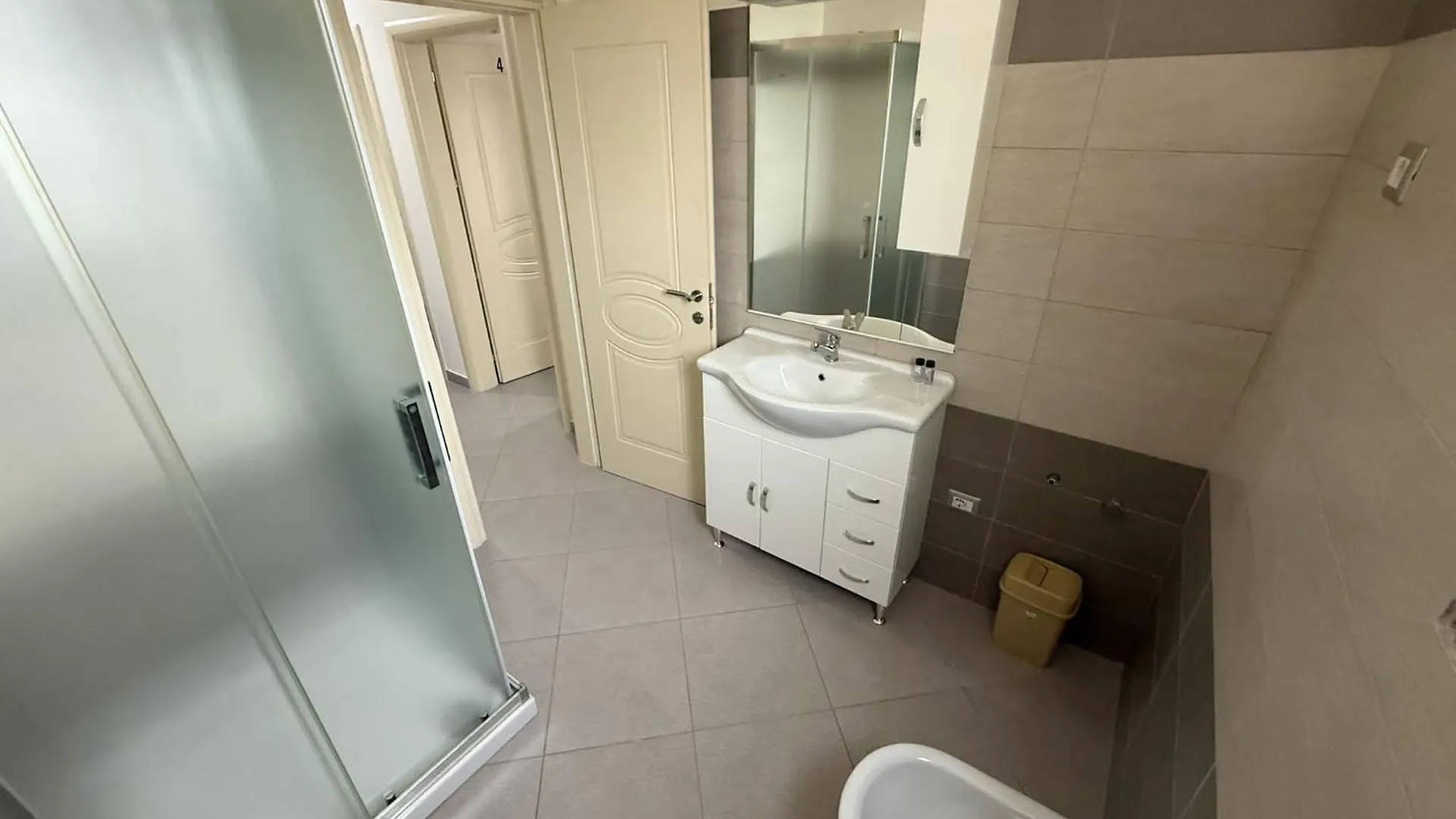 Bed & Breakfast Namelijan'S Hotel Spille