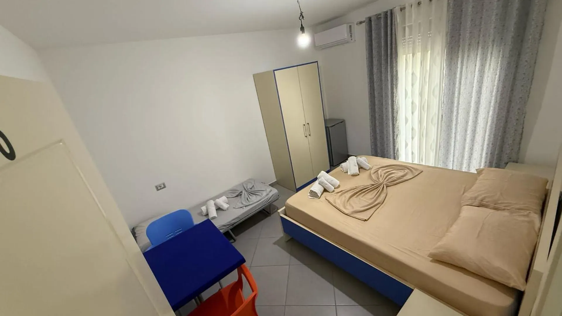 Namelijan'S Hotel Spille